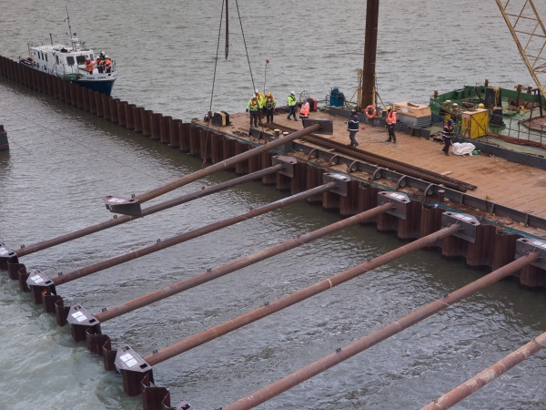 Grudzień na budowie drogi wodnej łączącej Zalew Wiślany z Zatoką Gdańską [foto, wideo]-GospodarkaMorska.pl