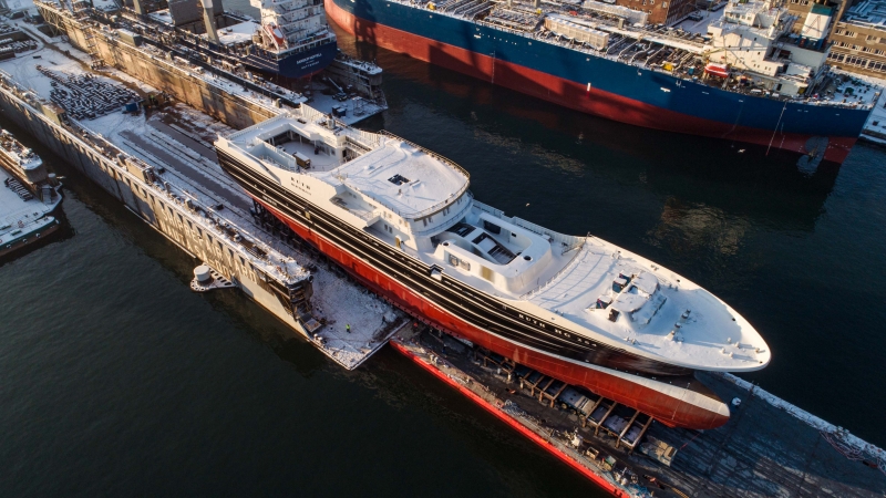 Pracowity początek roku w Karstensen Shipyard Poland. Wodowanie dużej jednostki rybackiej [foto, wideo]-GospodarkaMorska.pl