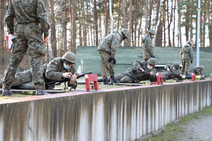 Pierwszy turnus służby przygotowawczej w 8.FOW [foto]-GospodarkaMorska.pl