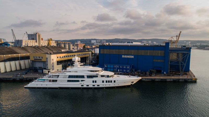 Stocznia Damen Shipyards Gdynia - specjaliści w budowie kadłubów luksusowych jachtów-GospodarkaMorska.pl