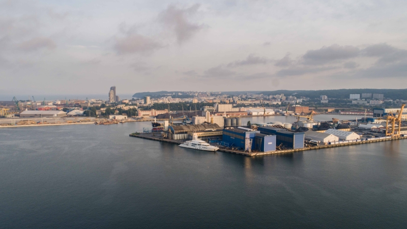 Stocznia Damen Shipyards Gdynia - specjaliści w budowie kadłubów luksusowych jachtów-GospodarkaMorska.pl