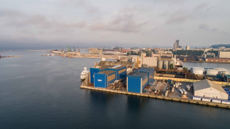 Stocznia Damen Shipyards Gdynia - specjaliści w budowie kadłubów luksusowych jachtów-GospodarkaMorska.pl