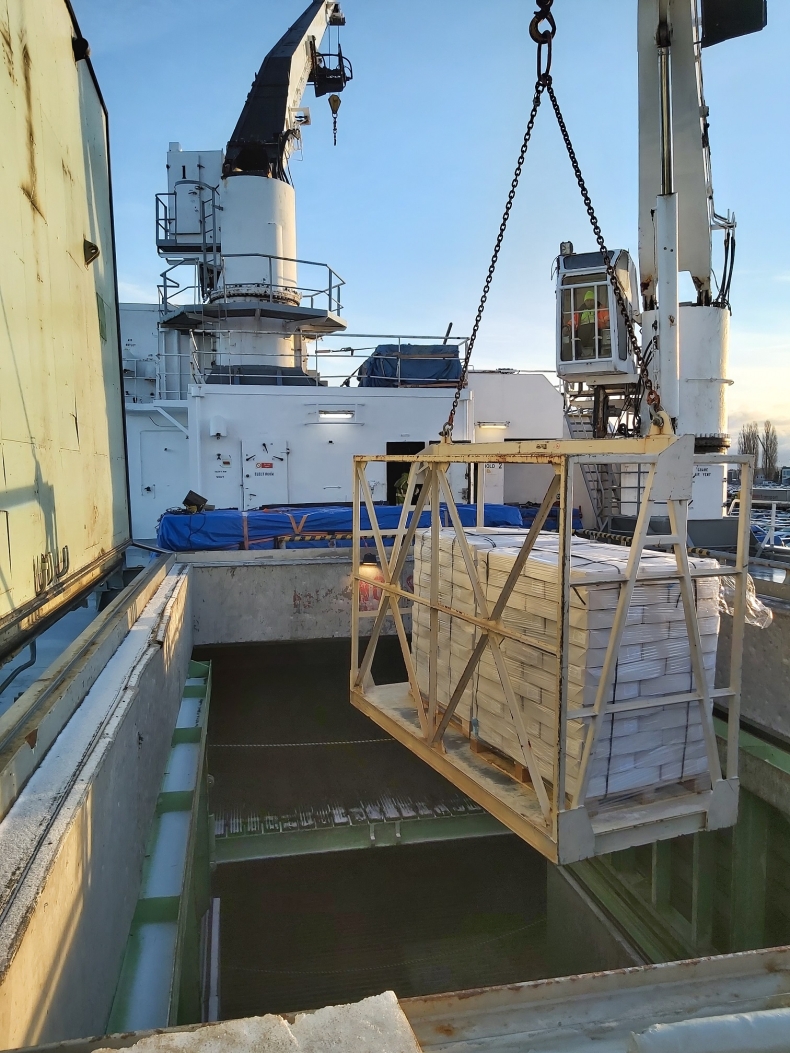 „Green Italia” – norweski chłodniowiec zarządzany przez polską spółkę-GospodarkaMorska.pl