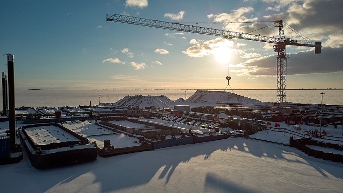 Atak zimy nie opóźnił prac na Mierzei-GospodarkaMorska.pl