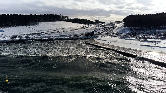 Atak zimy nie opóźnił prac na Mierzei-GospodarkaMorska.pl