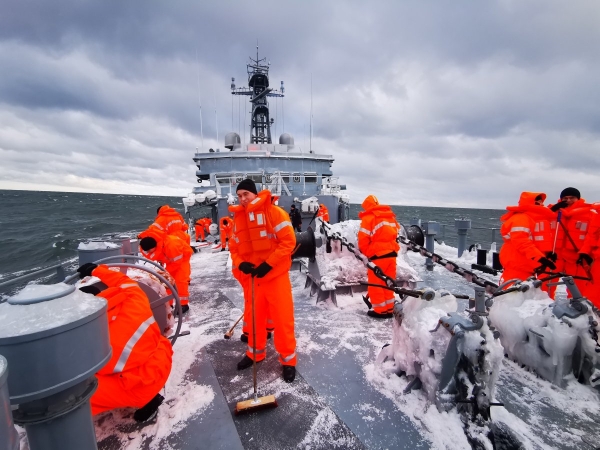 „Wodnik” w porcie. Po 2300 milach szkolenia -GospodarkaMorska.pl