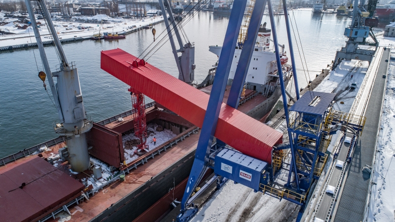 Pionierski załadunek 15 tysięcy ton cukru w nowym Terminalu Cukrowym w Porcie Gdańsk-GospodarkaMorska.pl