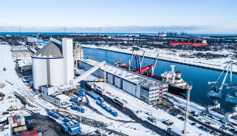 Pionierski załadunek 15 tysięcy ton cukru w nowym Terminalu Cukrowym w Porcie Gdańsk-GospodarkaMorska.pl