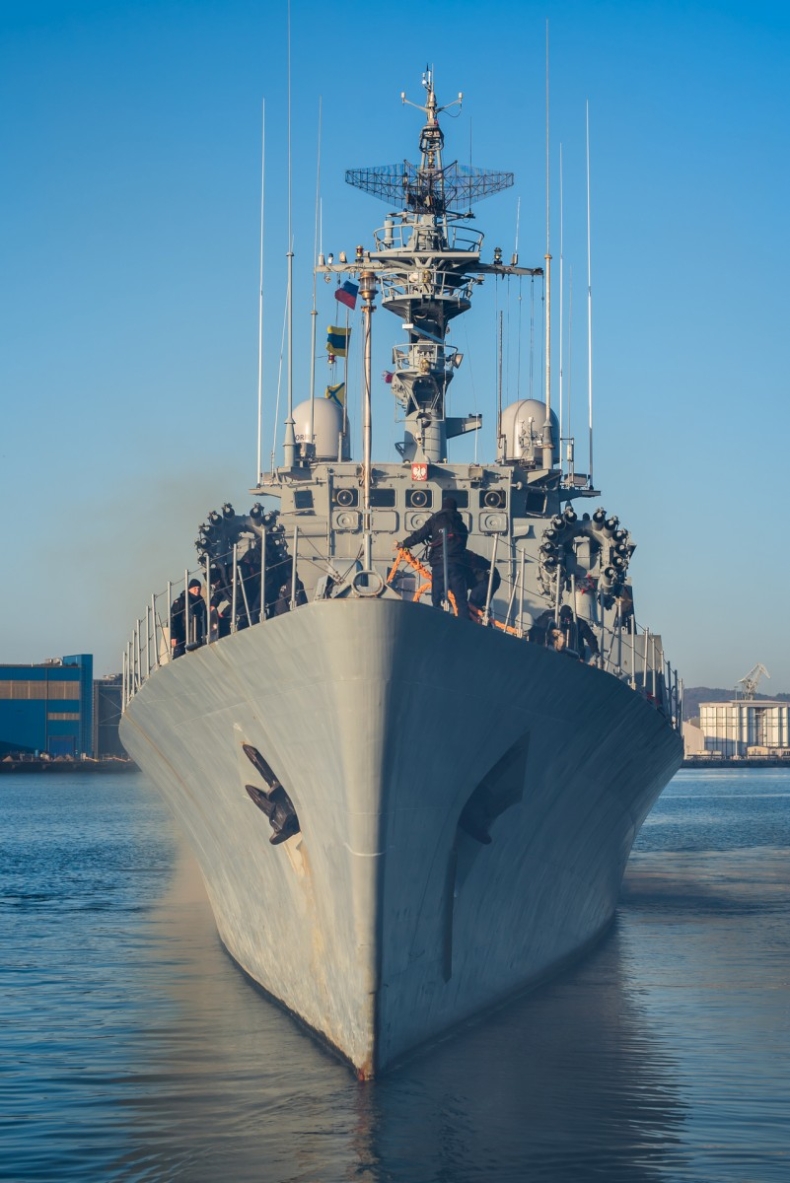 Ćwiczenia okrętu podwodnego ORP Orzeł-GospodarkaMorska.pl