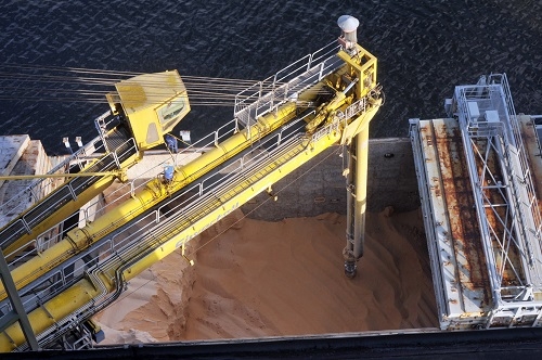 Luty dał znacząco więcej ładunków w portach Szczecin i Świnoujście-GospodarkaMorska.pl