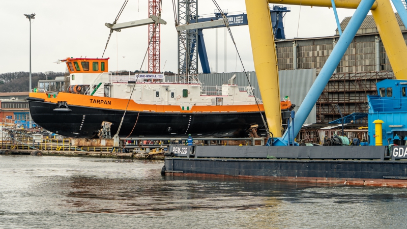 Lodołamacz „Tarpan” dla RZGW w Szczecinie zwodowany w stoczni Remontowa Shipbuilding [foto, wideo]-GospodarkaMorska.pl
