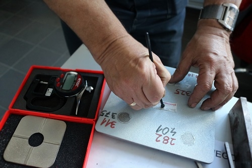 Laboratorium Expom - badania przy użyciu nowoczesnych przyrządów pomiarowych-GospodarkaMorska.pl