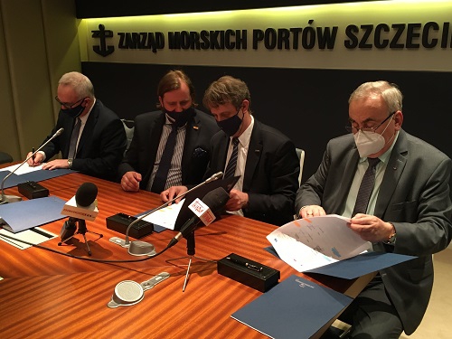 Umowa podpisana, będzie nowy statek pożarniczy w zespole portów Szczecin-Świnoujście -GospodarkaMorska.pl
