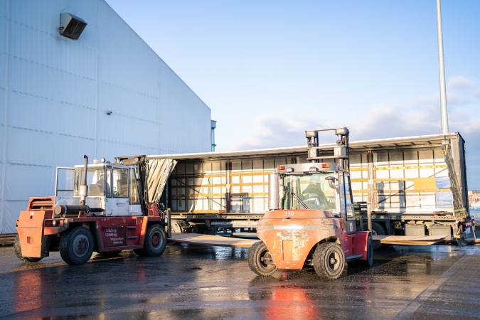 Wyroby stalowe w portach. Ich obsługa to wyzwanie -GospodarkaMorska.pl