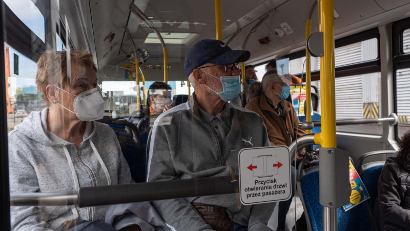 Port Gdynia od kuchni i nowy pomnik w mieście. Zobaczyli miejsca niedostępne na co dzień [wideo]-GospodarkaMorska.pl