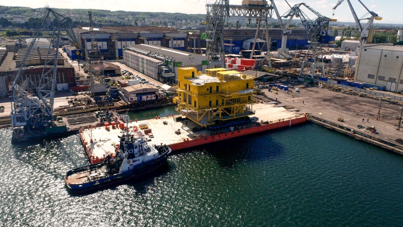 EPG łączy siły z Bladt Industries. Zobacz załadunek 700-tonowej trafostacji Kaskasi [WIDEO]] -GospodarkaMorska.pl