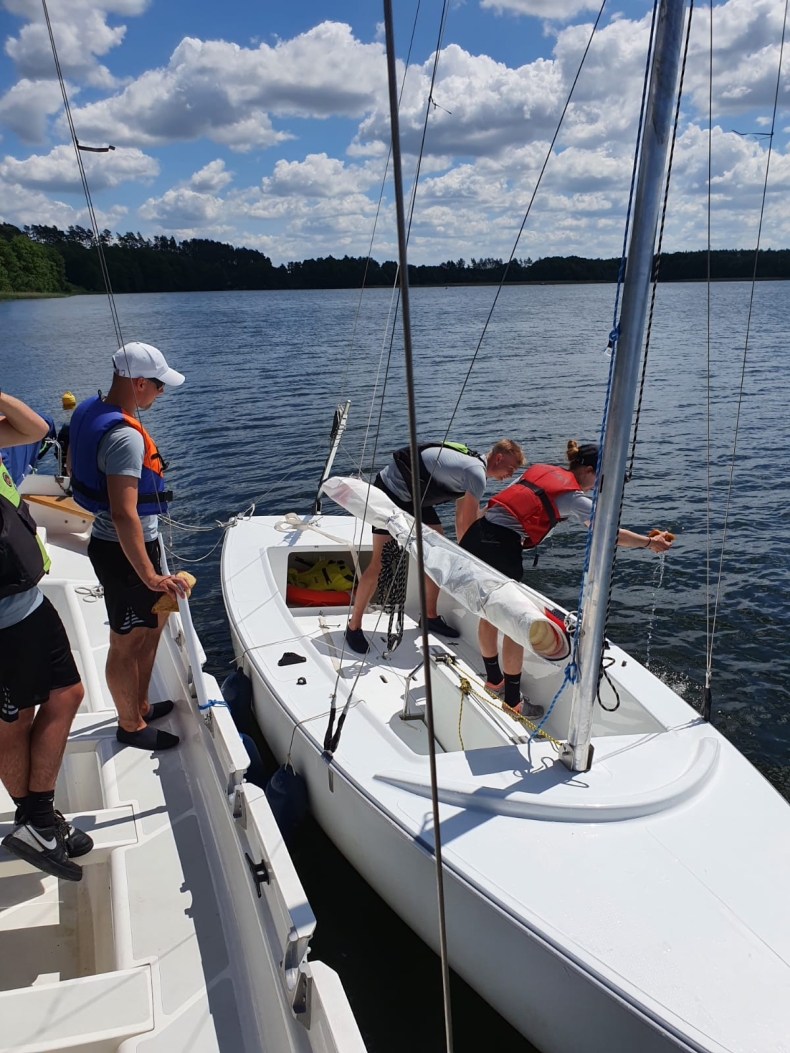 Szkolenie żeglarskie podchorążych-GospodarkaMorska.pl
