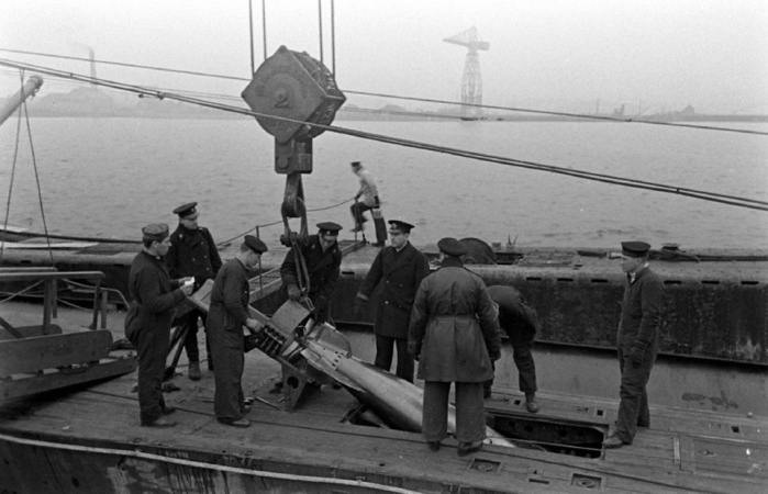 ORP Orzeł na niesamowitych fotografiach-GospodarkaMorska.pl