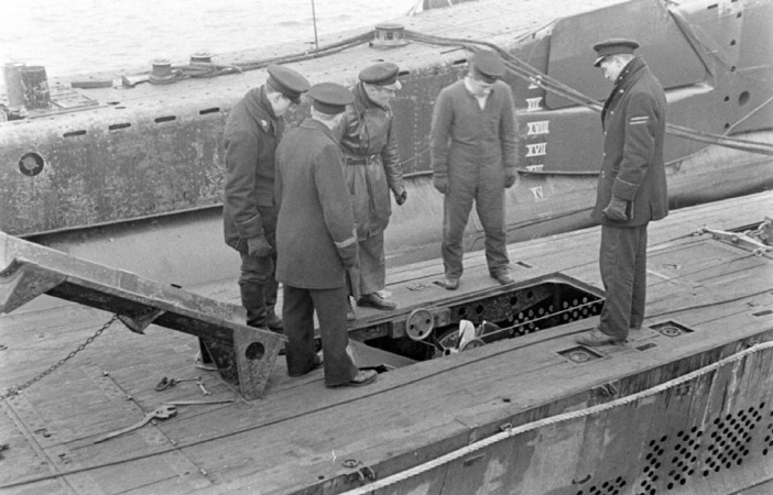 ORP Orzeł na niesamowitych fotografiach-GospodarkaMorska.pl