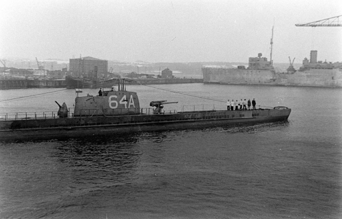 ORP Orzeł na niesamowitych fotografiach-GospodarkaMorska.pl