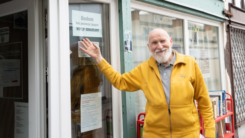 Biblioteka społeczna na Stogach dostanie drugie życie. Pomogą w tym DCT Gdańsk i Port Gdańsk [WIDEO, ZDJĘCIA]-GospodarkaMorska.pl