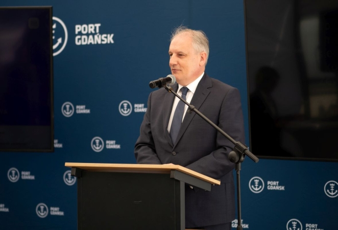 Port Gdańsk rozbudował sieć drogową i kolejową. Cel: konkurencyjność i pierwszy port na Bałtyku [WIDEO, ZDJĘCIA]-GospodarkaMorska.pl