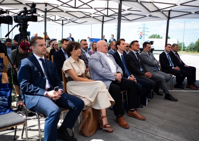 Port Gdańsk rozbudował sieć drogową i kolejową. Cel: konkurencyjność i pierwszy port na Bałtyku [WIDEO, ZDJĘCIA]-GospodarkaMorska.pl