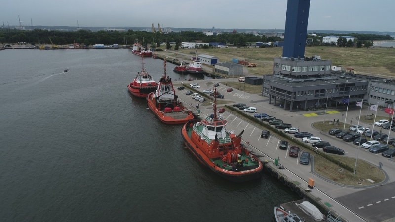 Portowa Straż Pożarna Florian zadba o bezpieczeństwo w Porcie Gdańsk [WIDEO]-GospodarkaMorska.pl
