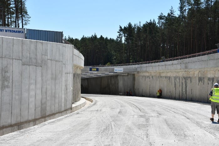 W Świnoujściu. Wydrążyli już połowę tunelu pod dnem Świny-GospodarkaMorska.pl