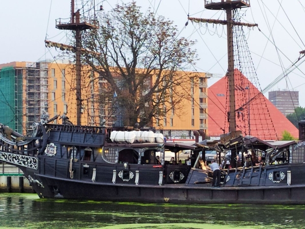 Kolizja statków na Motławie. Załoga 