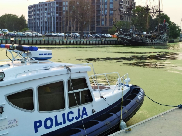 Kolizja statków na Motławie. Załoga 