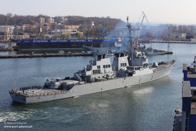 Amerykański niszczyciel USS Donald Cook już w Gdyni-GospodarkaMorska.pl