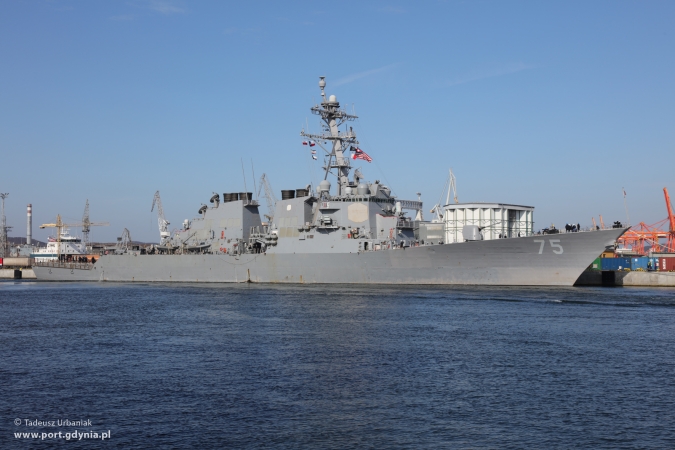 Amerykański niszczyciel USS Donald Cook już w Gdyni-GospodarkaMorska.pl