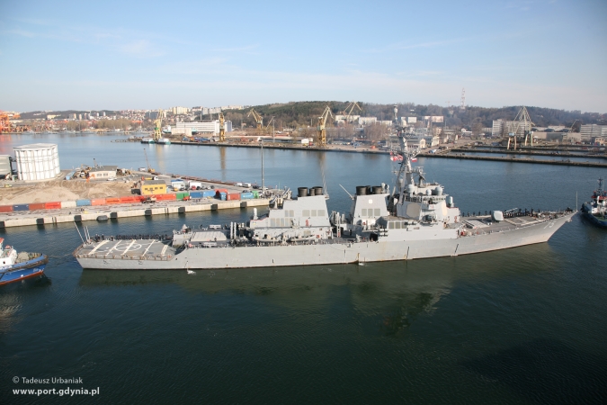 Amerykański niszczyciel USS Donald Cook już w Gdyni-GospodarkaMorska.pl