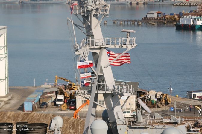 Amerykański niszczyciel USS Donald Cook już w Gdyni-GospodarkaMorska.pl