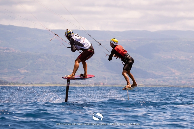Julia Damasiewicz mistrzynią świata juniorek w kitesurfingu. Całe podium biało-czerwone!-GospodarkaMorska.pl