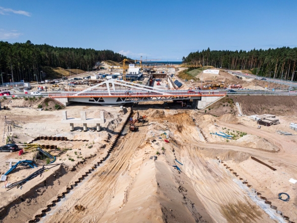 Mierzeja Wiślana. Rozpoczęło się pogłębianie kanału [WIDEO, ZDJĘCIA]-GospodarkaMorska.pl