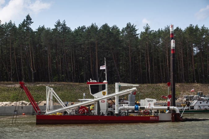 Mierzeja Wiślana. Rozpoczęło się pogłębianie kanału [WIDEO, ZDJĘCIA]-GospodarkaMorska.pl
