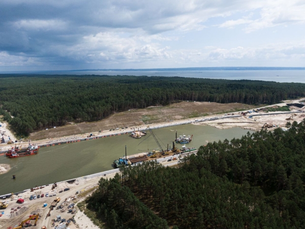 Mierzeja Wiślana. Rozpoczęło się pogłębianie kanału [WIDEO, ZDJĘCIA]-GospodarkaMorska.pl
