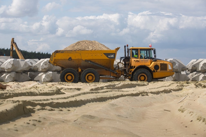 Mierzeja Wiślana. Rozpoczęło się pogłębianie kanału [WIDEO, ZDJĘCIA]-GospodarkaMorska.pl