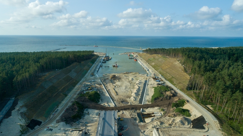 Mierzeja Wiślana. Rozpoczęło się pogłębianie kanału [WIDEO, ZDJĘCIA]-GospodarkaMorska.pl