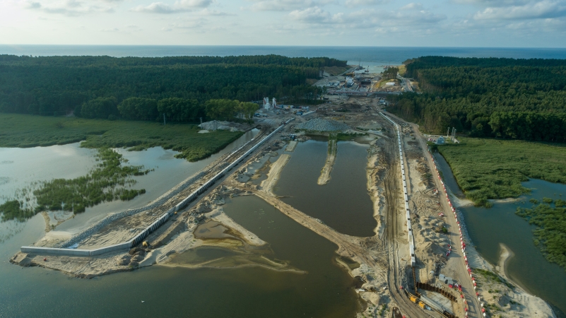 Mierzeja Wiślana. Rozpoczęło się pogłębianie kanału [WIDEO, ZDJĘCIA]-GospodarkaMorska.pl