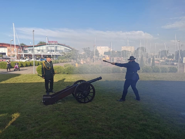 Szkoła Kadetów w Reducie Morast [ZDJĘCIA]-GospodarkaMorska.pl