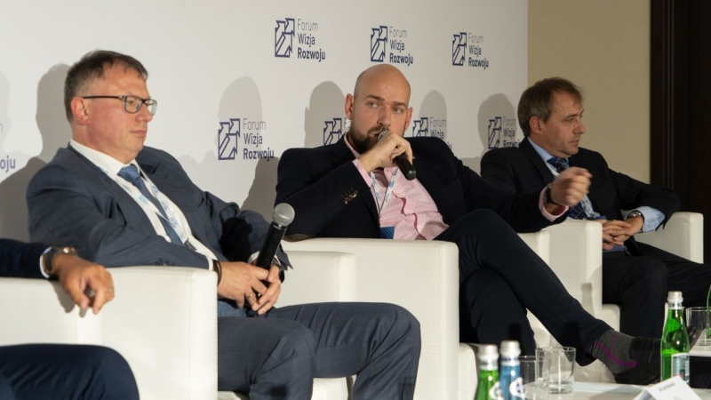 Forum Wizja Rozwoju 2021 - dzień II. Przyszłość portów i żeglugi - podsumowanie [WIDEO, ZDJĘCIA]-GospodarkaMorska.pl