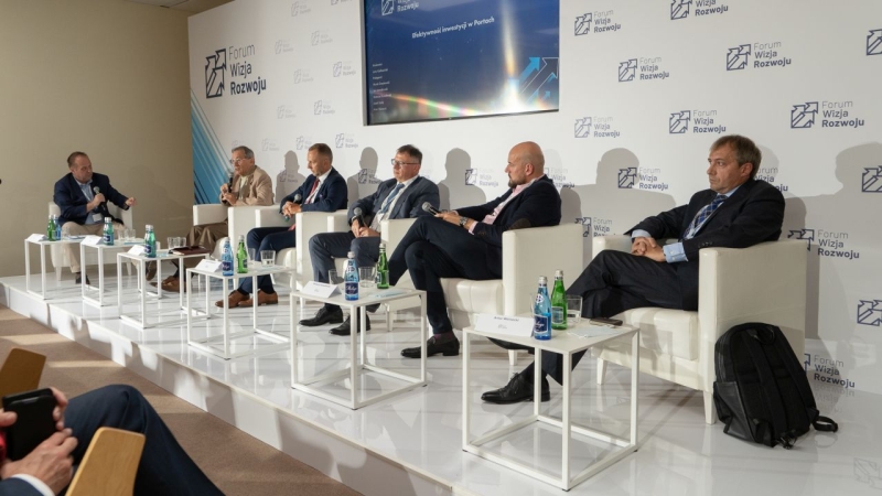 Forum Wizja Rozwoju 2021 - dzień II. Przyszłość portów i żeglugi - podsumowanie [WIDEO, ZDJĘCIA]-GospodarkaMorska.pl