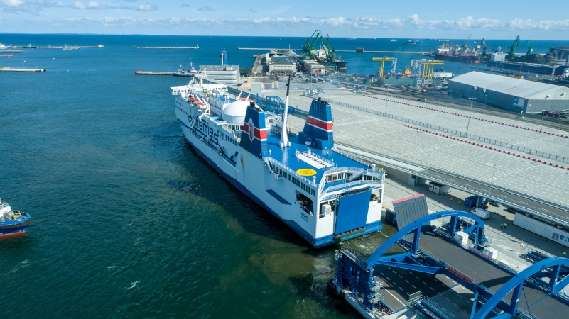 Kazimierz Koralewski, wiceprezes Portu Gdynia: „Sukces próbnych cumowań potwierdza naszą gotowość do współpracy z Polferries” [WIDEO, ZDJĘCIA]-GospodarkaMorska.pl