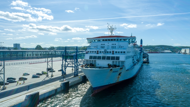 Kazimierz Koralewski, wiceprezes Portu Gdynia: „Sukces próbnych cumowań potwierdza naszą gotowość do współpracy z Polferries” [WIDEO, ZDJĘCIA]-GospodarkaMorska.pl