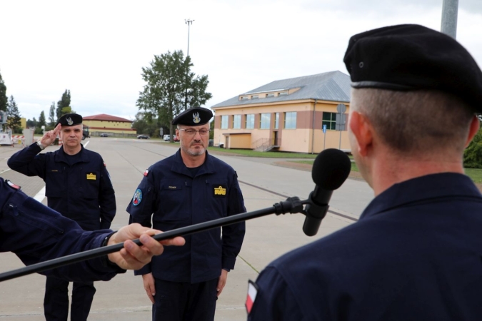 Polscy marynarze w zespole okrętów NATO [ZDJĘCIA]-GospodarkaMorska.pl