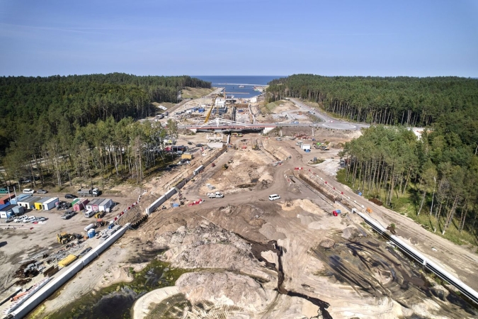 Przekop Mierzei Wiślanej wchodzi w kolejny etap. Trwa montaż pierwszej bramy do 