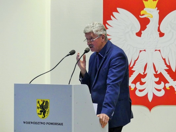 Gdańsk. Debatowali o rozwoju morskiej energetyki wiatrowej na Bałtyku [WIDEO]-GospodarkaMorska.pl